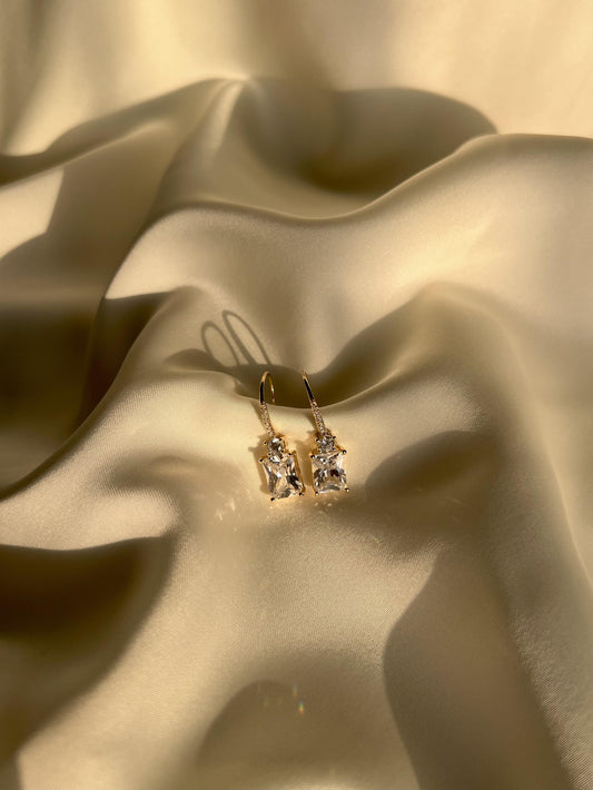 Stone Sparkle Dangle Earrings