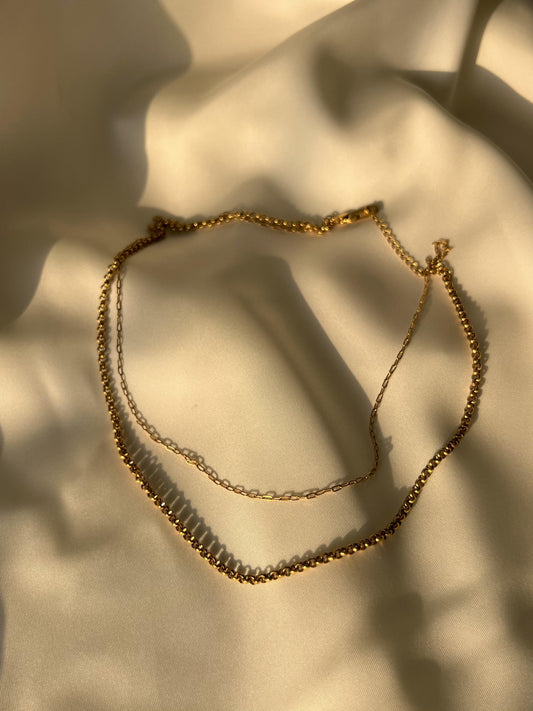Elegant Twist Vine Necklace