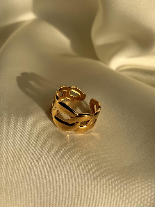 Interlocking Gold Ring