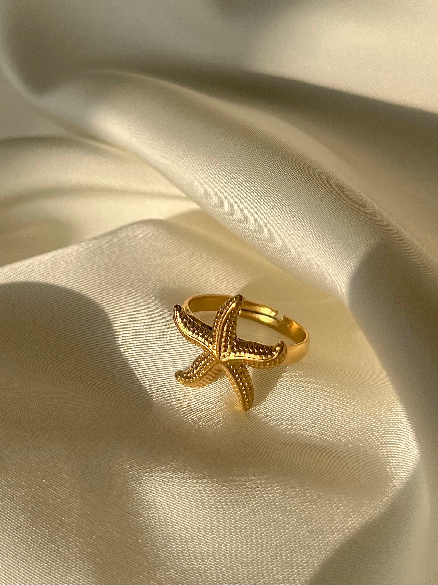 Gold Starfish Ring