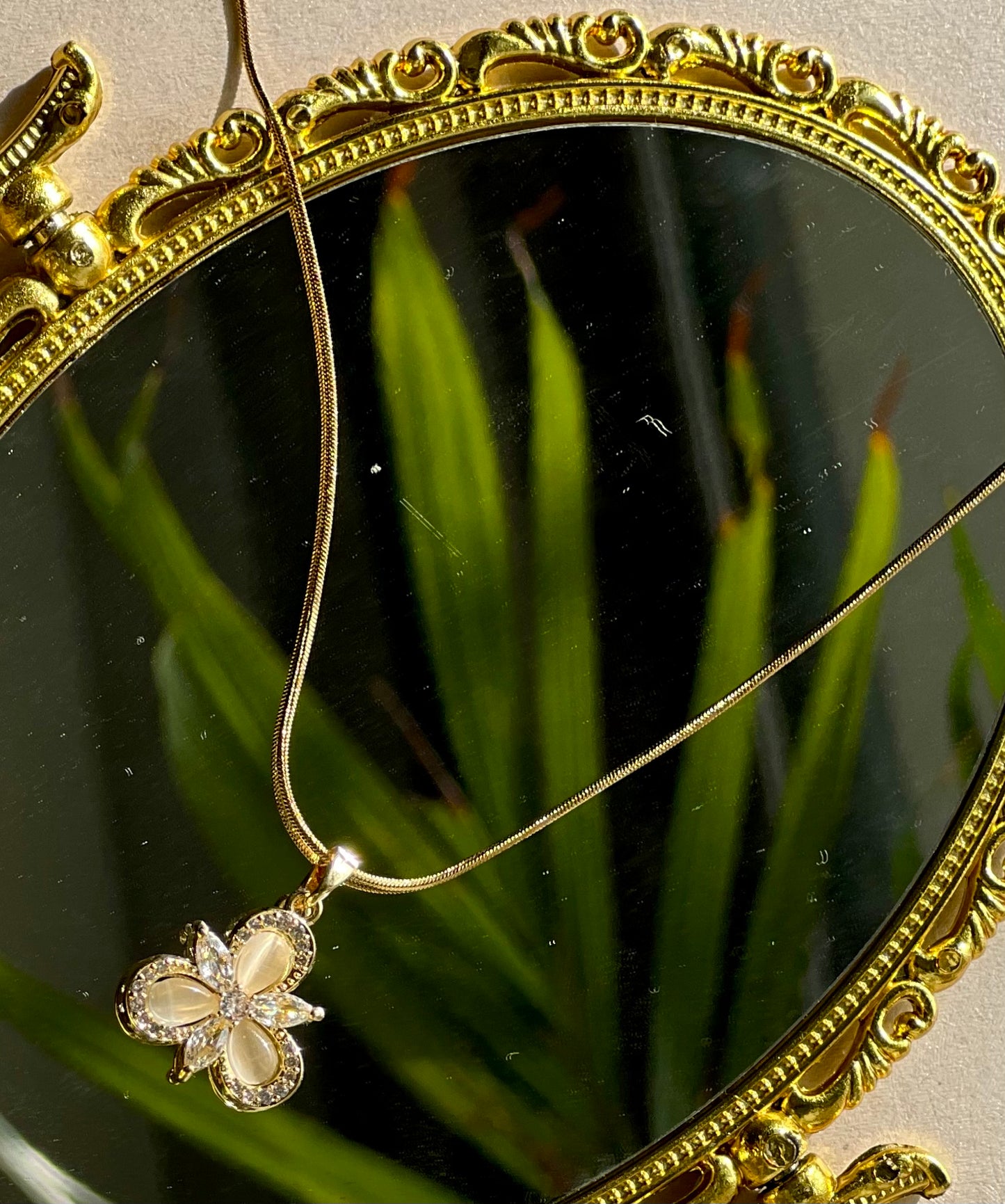 Sparkling Flower Diamond Necklace