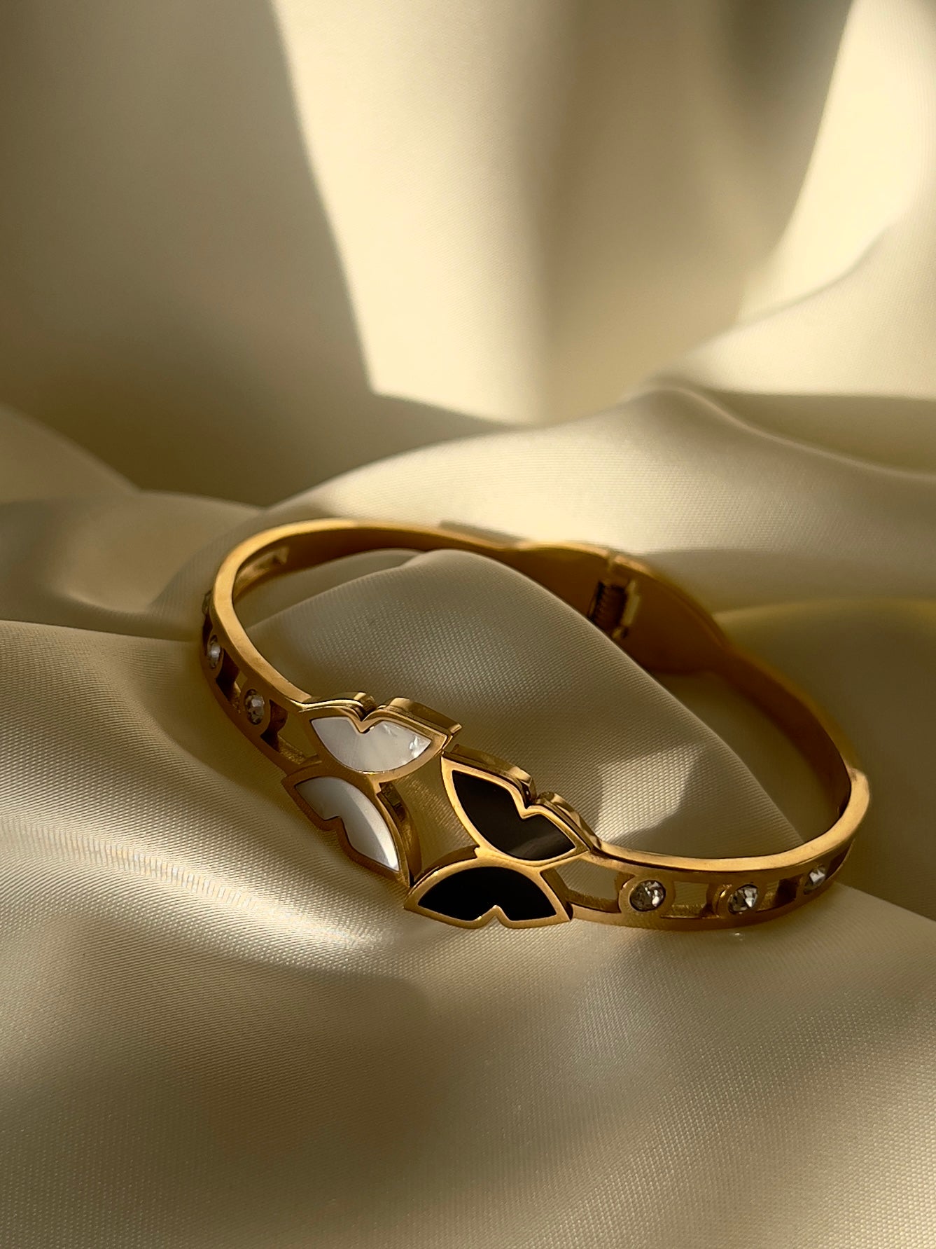 Wings Stone Bracelet