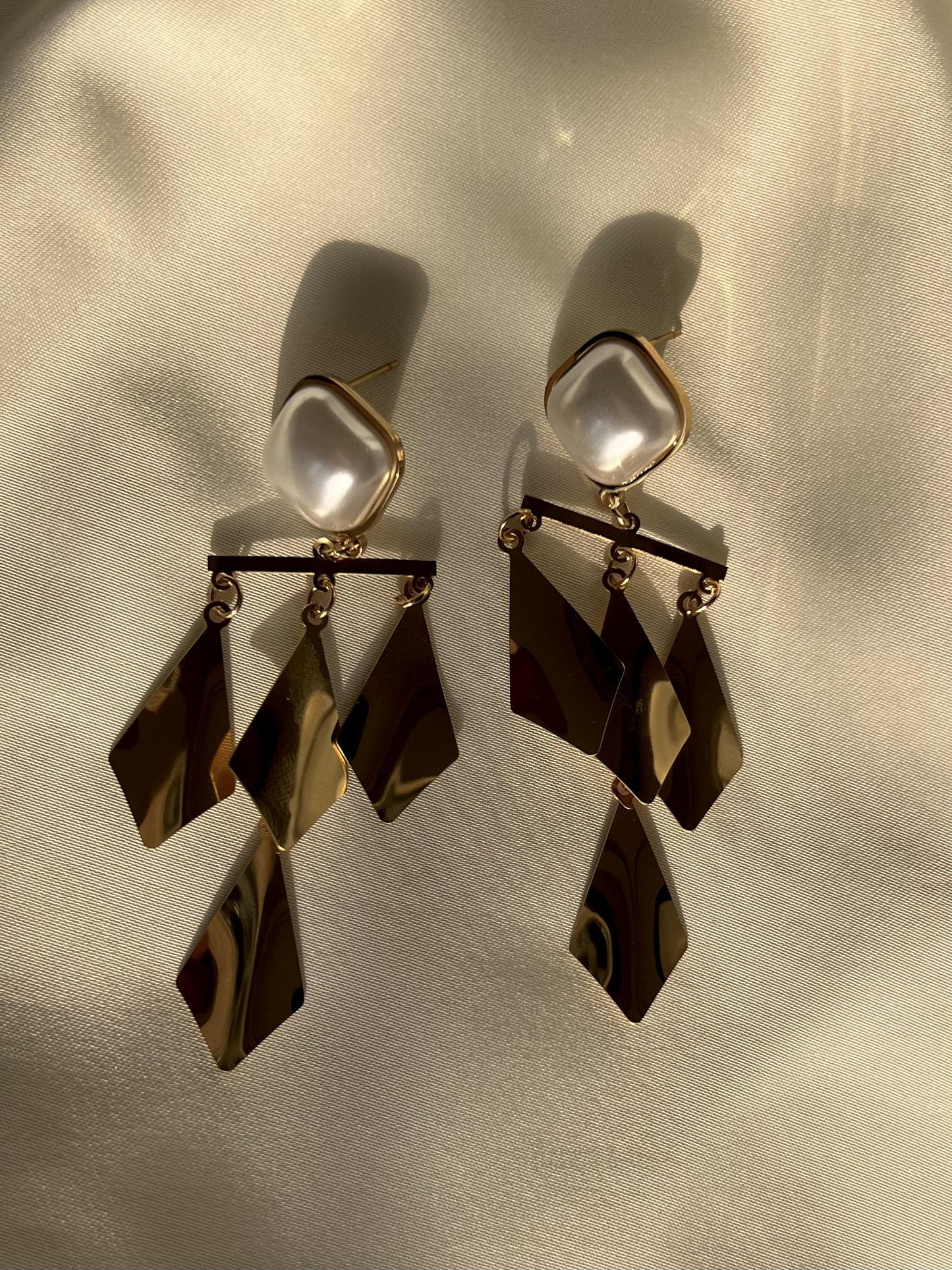 Geometric Pearl Dangles