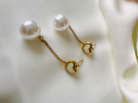 Linked Love Pearl Dangler
