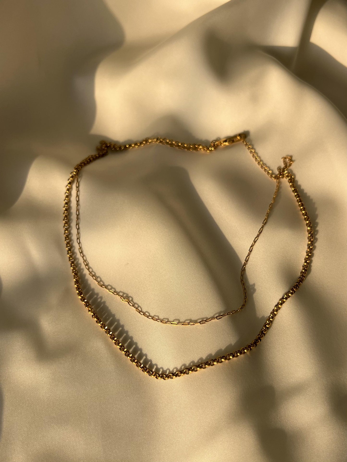 Elegant Twist Vine Necklace