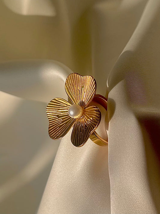 Pearl Flower Ring